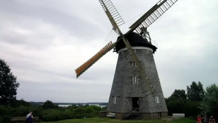 Wiatrak „holenderski” w Benz